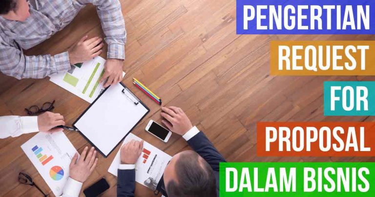 Ilustrasi orang berdiskusi di atas meja mengenai RFP