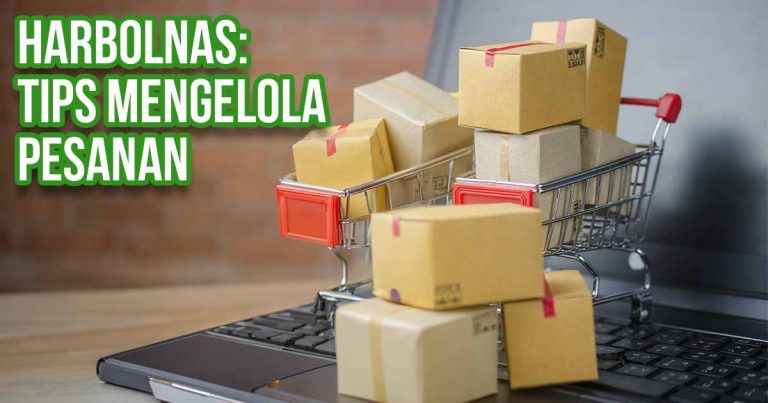 Strategi logistik Harbolnas dengan tumpukan kotak paket di troli belanja