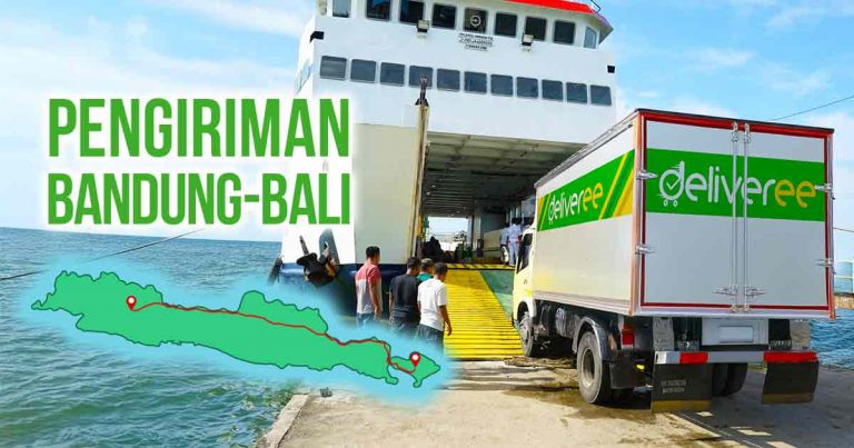 Truk Deliveree memasuki kapal feri untuk pengiriman rute Bandung-Bali.