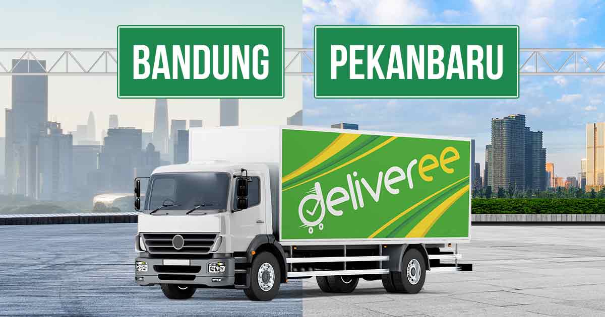 Truk Deliveree di tengah jalan dengan papan penunjuk arah 'Bandung' dan 'Pekanbaru' di latar belakang.